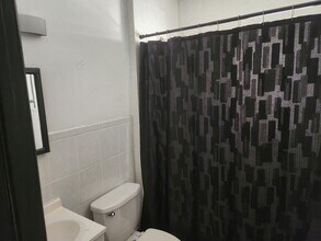 122 Moffatt Ave, Unit 122 Moffatt Ave # 3 in Trenton, NJ - Building Photo - Building Photo