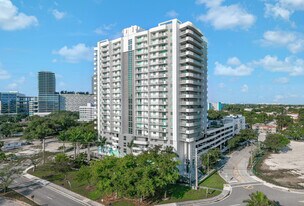 The Skylar in Miami, FL - Building Photo
