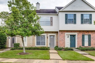 2910 Grants Lake Blvd in Sugar Land, TX - Building Photo