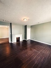 319 S. Wenzel St. in Louisville, KY - Foto de edificio - Building Photo