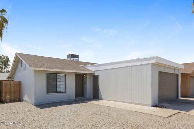 4901 W Puget Ave in Glendale, AZ - Building Photo - Building Photo