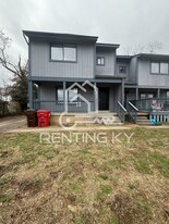 117-119-119 Lakeview Dr in Nicholasville, KY - Building Photo