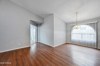 597 E Devon Dr in Gilbert, AZ - Building Photo - Building Photo