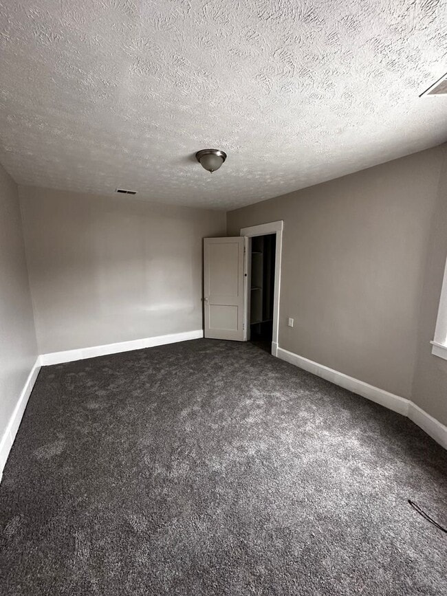 507 Harmony Ave, Unit 2R