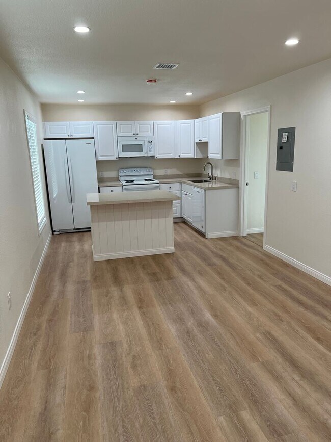 6304 University Ave in San Diego, CA - Building Photo - Building Photo