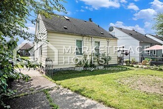 14653 Ego Ave in Eastpointe, MI - Building Photo - Building Photo