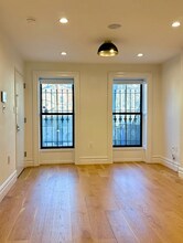 938 Putnam Ave, Unit Floor 1 in Brooklyn, NY - Foto de edificio - Building Photo