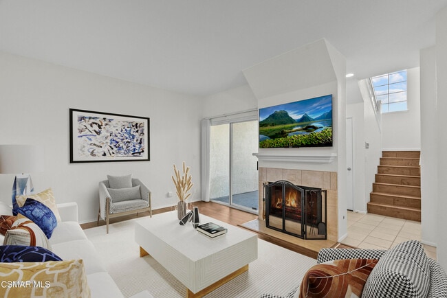property at 5580 Spanish Oak Ln