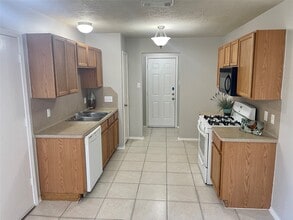 9011 Serena Ln in Humble, TX - Building Photo - Building Photo