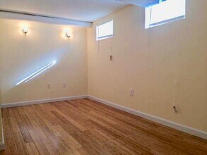 35 Higgins St, Unit 1 in Boston, MA - Building Photo - Building Photo