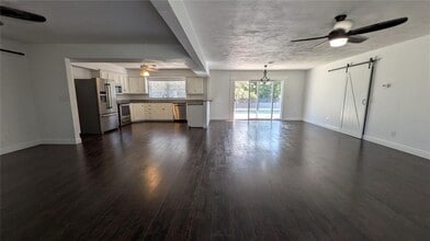 303 E Pomelo St in Groveland, FL - Building Photo - Building Photo