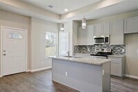 8005 Carver Rd photo'