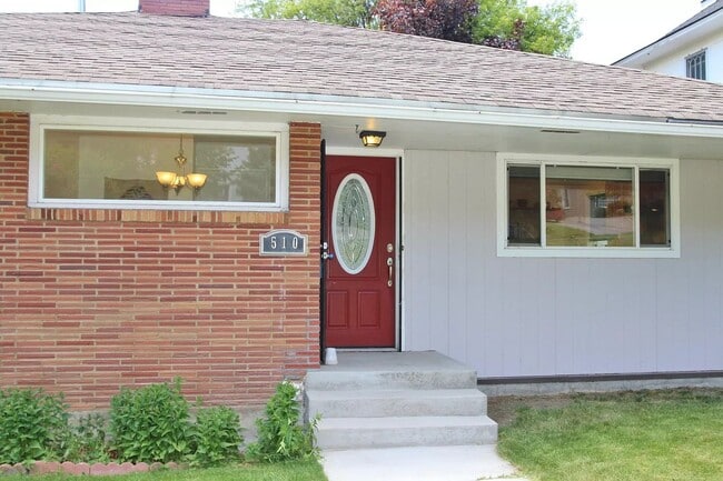 510 Pacific Terrace in Klamath Falls, OR - Building Photo - Building Photo