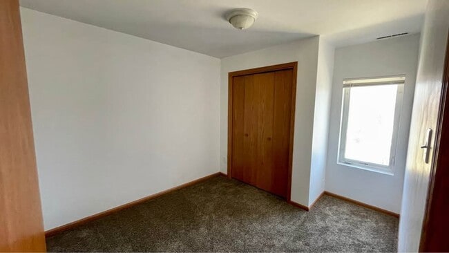 1803 Franklin St in Cedar Falls, IA - Building Photo - Building Photo