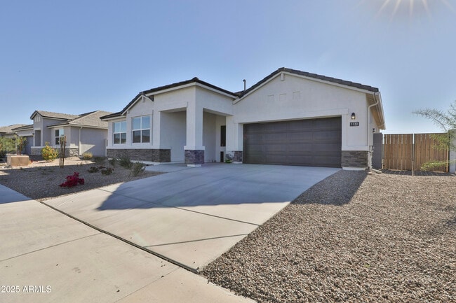 1133 W Descanso Canyon Dr in Casa Grande, AZ - Building Photo - Building Photo