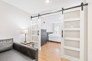 1361 Elm St in Manchester, NH - Building Photo