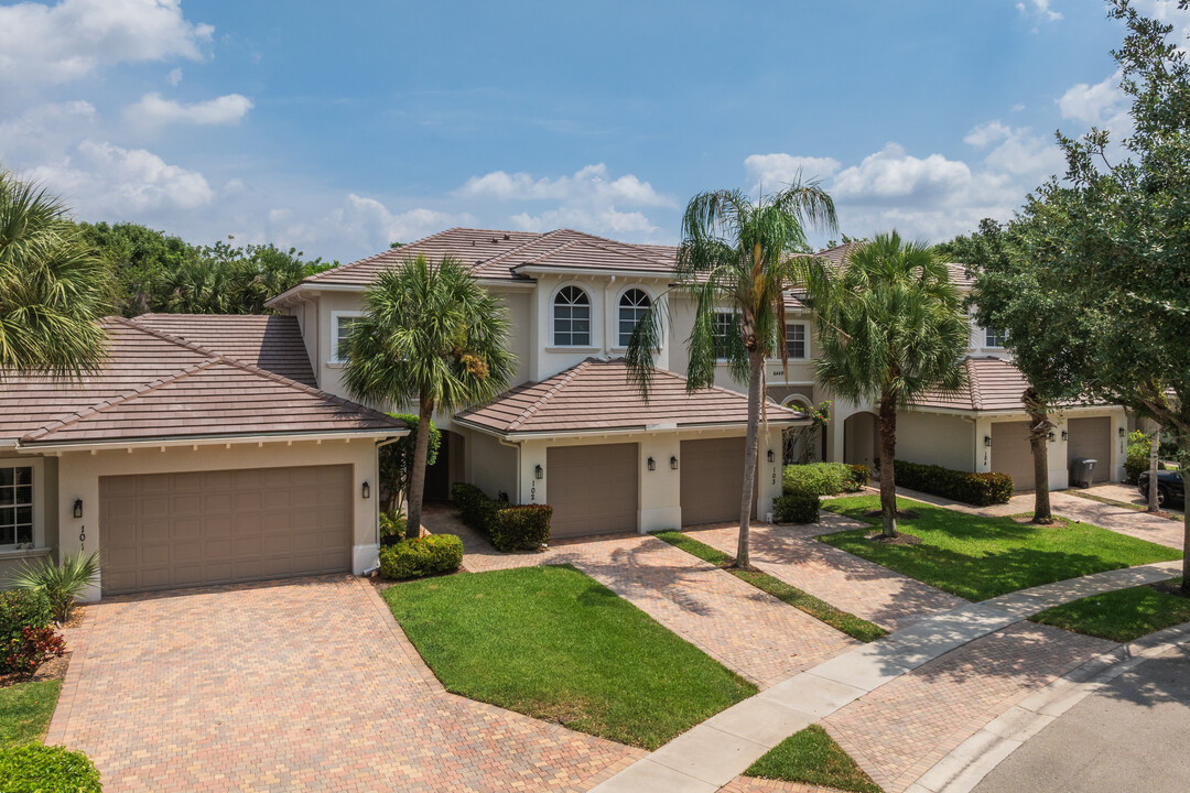 Bella Verde in Boynton Beach, FL - Foto de edificio