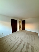 110 Losson Rd, Unit 21-05 in Cheektowaga, NY - Foto de edificio - Building Photo