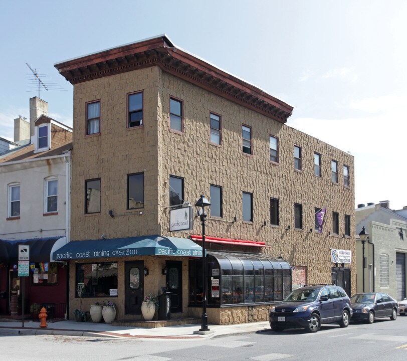 413 S High St in Baltimore, MD - Building Photo