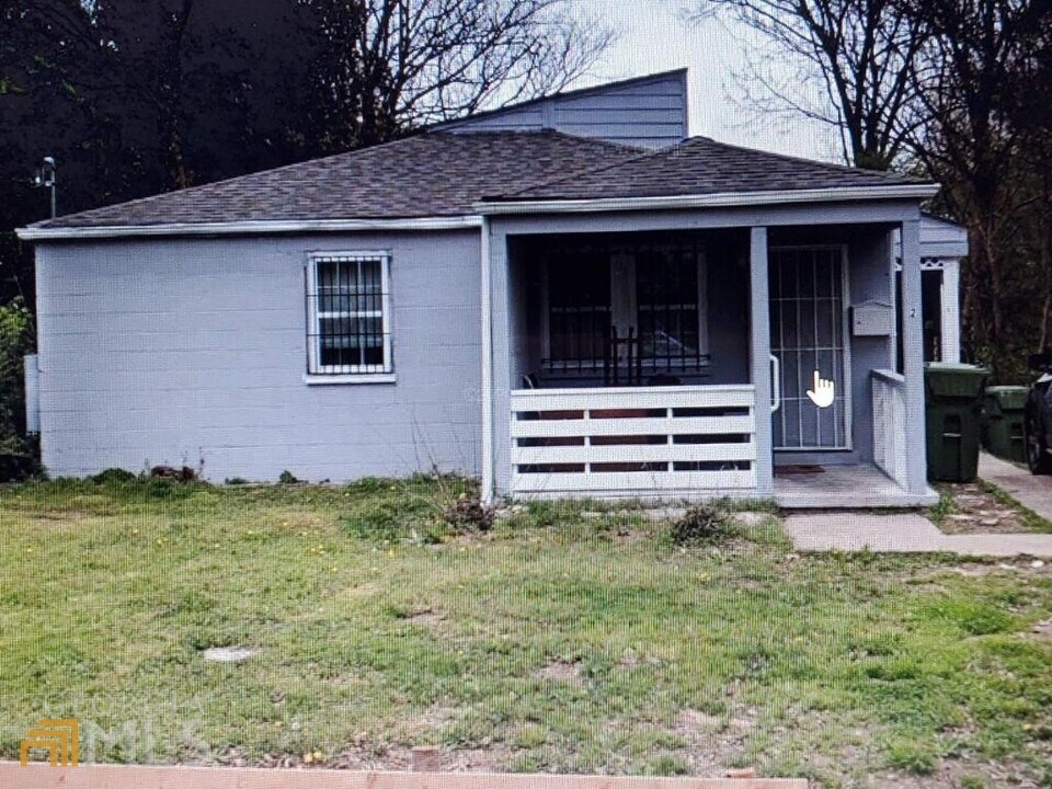 347 Tazor St NW in Atlanta, GA - Building Photo