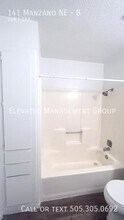 141 Manzano St NE in Albuquerque, NM - Building Photo - Building Photo