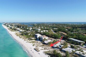 540 Neptune Ave in Longboat Key, FL - Building Photo - Building Photo