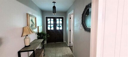 204 Overhill Dr in Waxahachie, TX - Building Photo - Building Photo