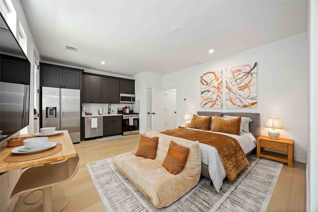 property at 3028 Lamar St