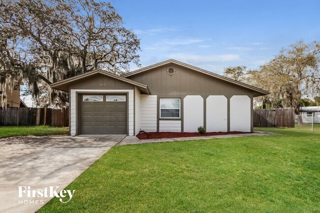 property at 812 Whisper Lake Ct