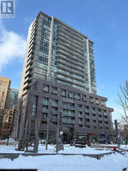 68-1068 Abell St in Toronto, ON - Building Photo