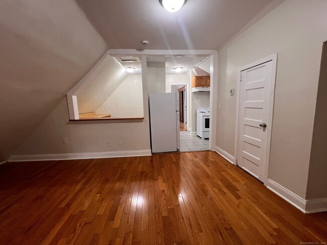 105 Summerfield Ave in Bridgeport, CT - Building Photo - Building Photo