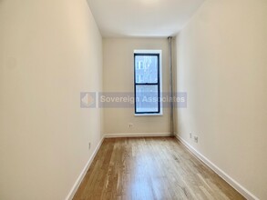 515 W 111th St in New York, NY - Building Photo - Building Photo