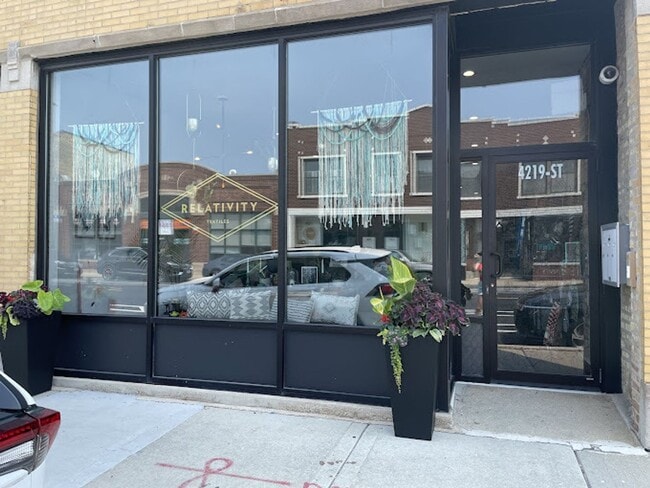 property at 4219 W Lawrence Ave