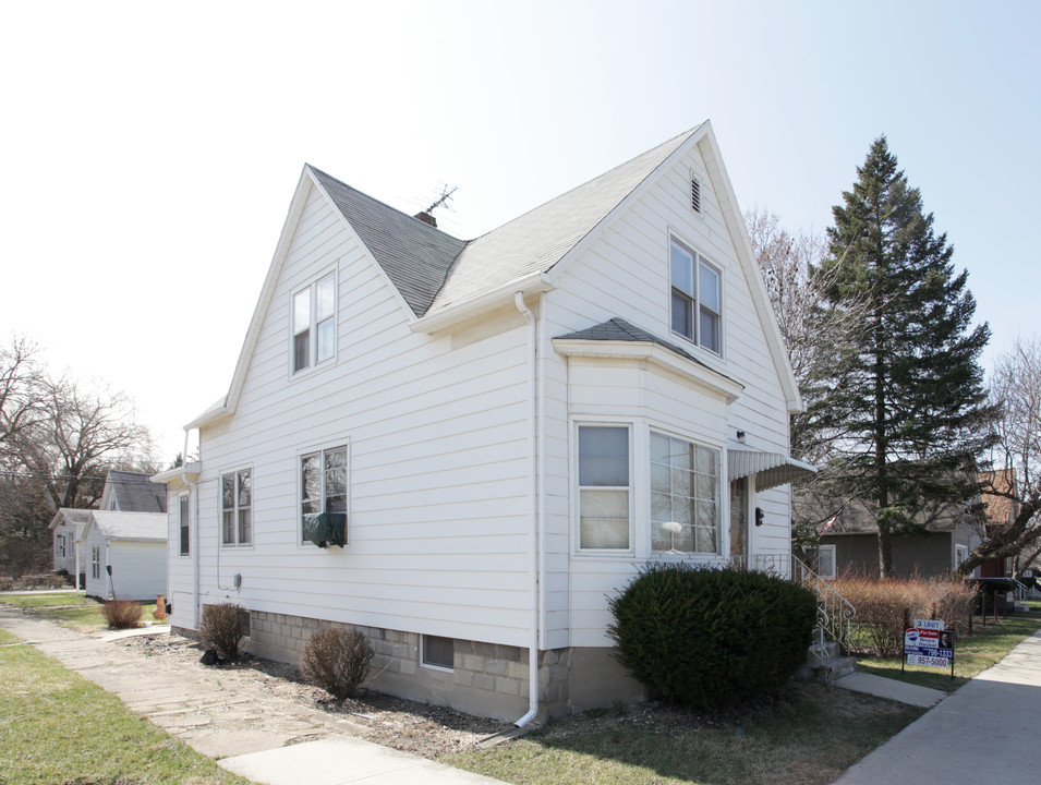 76 W 34th St in Steger, IL - Building Photo