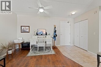 100 Pickering Dr in Amherstburg, ON - Building Photo - Building Photo