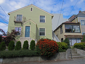 McLean House in Seattle, WA - Building Photo - Building Photo