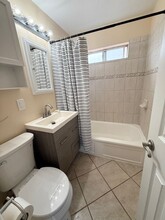 9347 Greenwell St in Bellflower, CA - Building Photo - Building Photo