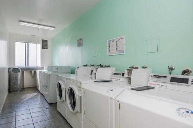 10600 Wilshire - Short Term Available in Los Angeles, CA - Building Photo - Interior Photo