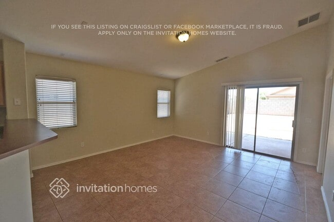5806 S 53rd Ln in Phoenix, AZ - Building Photo - Building Photo