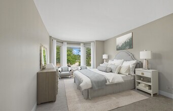 2500 Windsor Mall in Park Ridge, IL - Building Photo - Building Photo