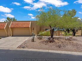 811 Camino Corrida in Oro Valley, AZ - Building Photo