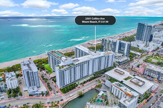 2301 Collins Ave, Unit 1111 in Miami Beach, FL - Foto de edificio - Building Photo