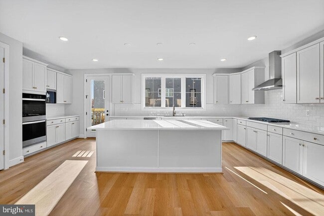 property at 42139 Gilded Stone Ter