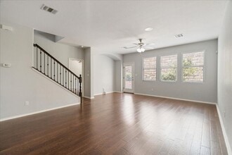 15 Stone Terrace Dr in Lakeway, TX - Building Photo - Building Photo