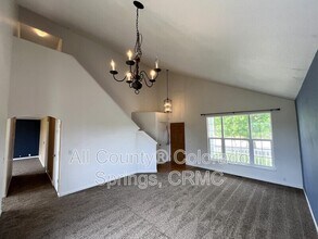 6835 Akerman Dr in Colorado Springs, CO - Building Photo - Building Photo