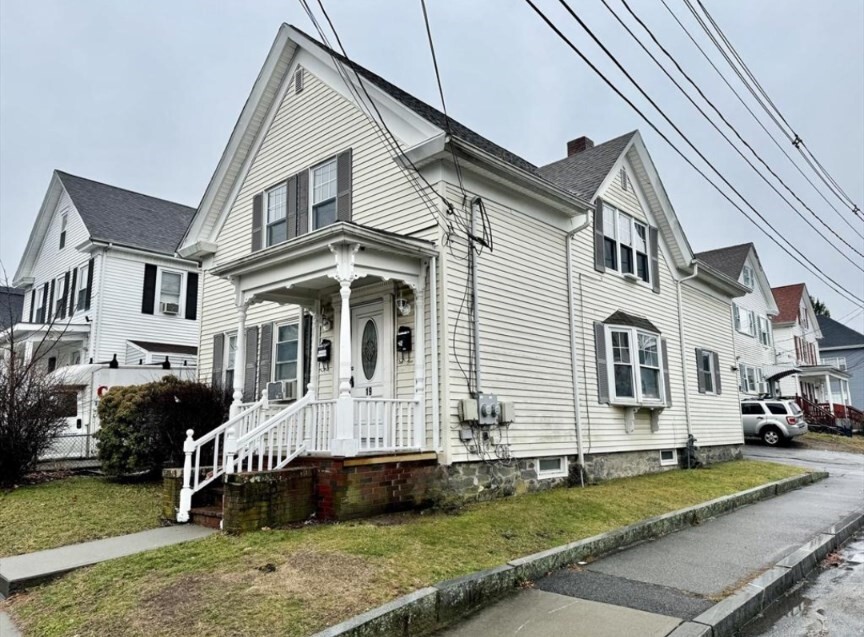 19 Harrison Ave in Taunton, MA - Building Photo