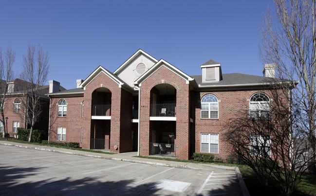 High Gate at Lyons View in Knoxville, TN - Building Photo - Building Photo