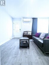 28 Leduc Dr in Toronto, ON - Building Photo - Building Photo