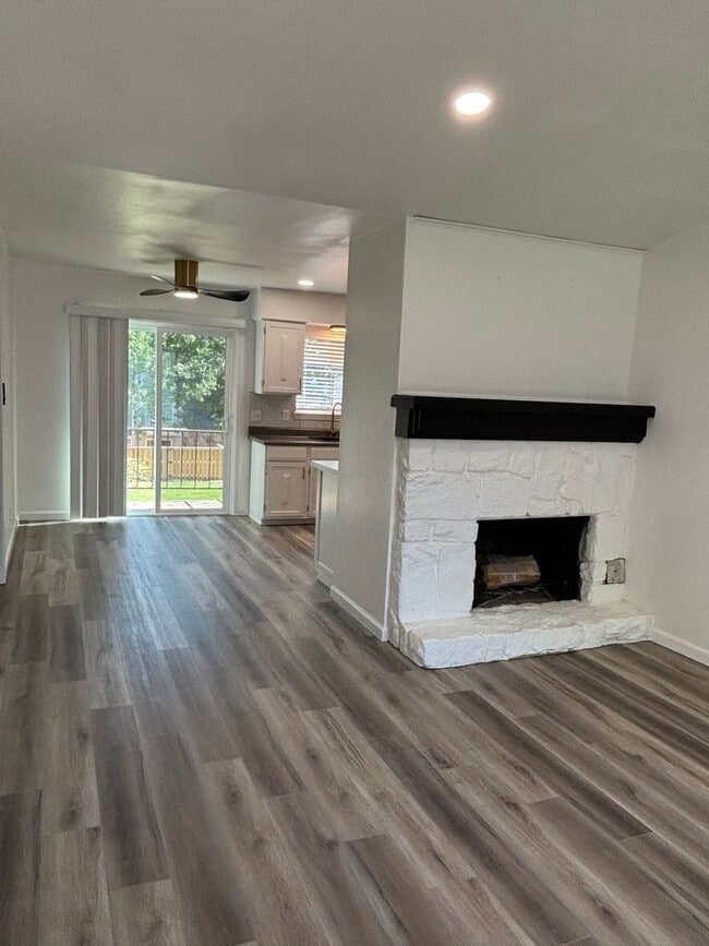property at 4406 E 68th St