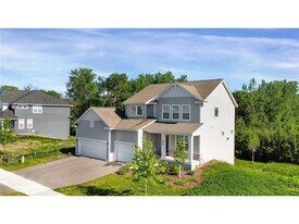 4806 128th Cir NE in Blaine, MN - Building Photo